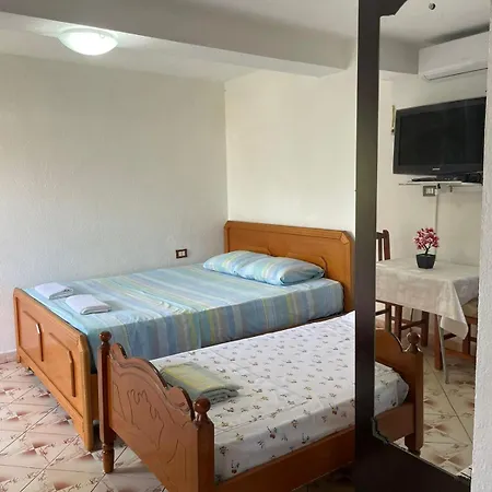 Hillside Haven Škalngur