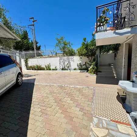 Hillside Haven بيت ضيافة Škalngur