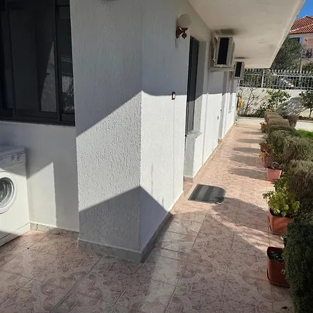 ゲストハウス Hillside Haven *