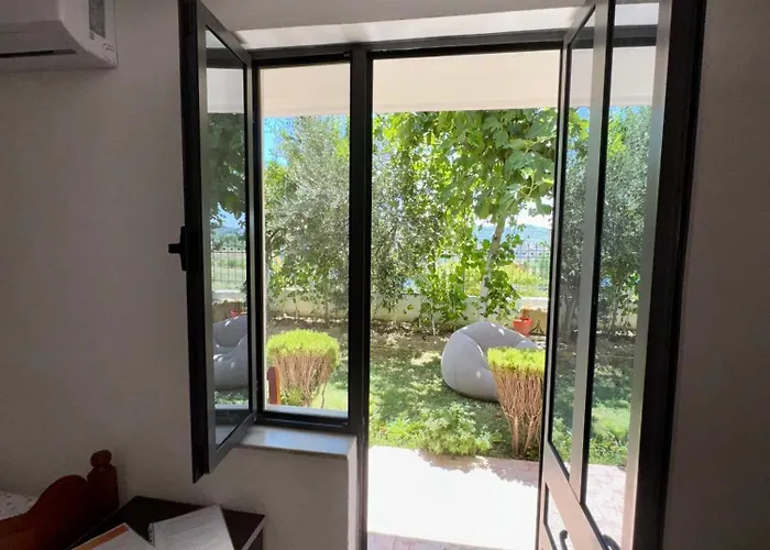 ゲストハウス Hillside Haven *